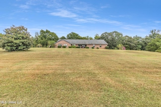 70 Harris Chapel Rd, Holly Springs, MS 38635