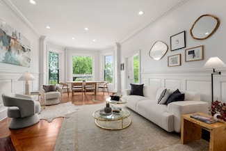 31 Bay State Rd Unit 1, Boston, MA 02215