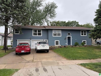 314 Jefferson St, Vermillion, SD 57069