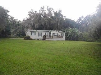 4301 NW 149th Place, Reddick, FL 32686