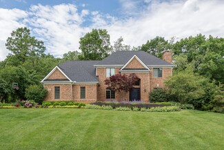 5004 Birkdale Dr, Ann Arbor, MI 48103