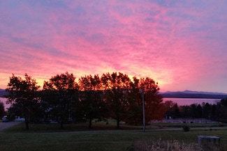 4 Sandbar Heights Dr, South Hero, VT 05486