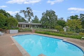 1383 E Valley Rd, Santa Barbara, CA 93108
