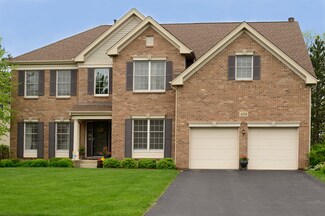 439 Lake Run Ct, North Aurora, IL 60542