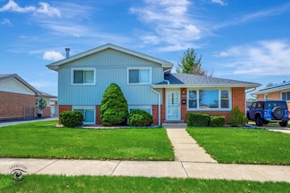 10536 Sycamore Dr Unit 1, Chicago Ridge, IL 60415