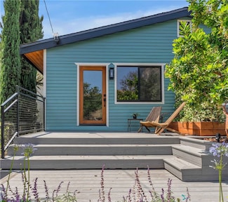 4112 Prospect Ave, Los Angeles, CA 90027