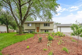11225 Hampshire Ct W, Champlin, MN 55316
