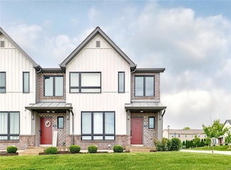 5 Aubrey Place, Saint Charles, MO 63303