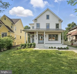 4705 25th St N, Arlington, VA 22207