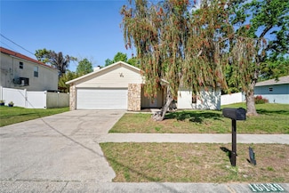 16139 Villa Dr, Hudson, FL 34667