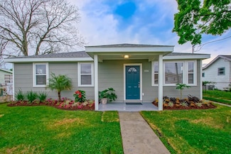556 Michael St, Marrero, LA 70072