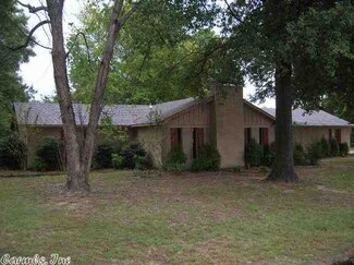29 Privett Park Dr, Lonoke, AR 72086