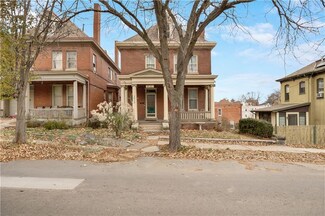 1215 Charles St, Saint Joseph, MO 64501