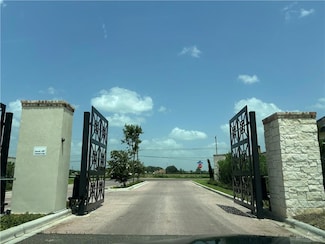 000 W Rockefeller Ln, Edinburg, TX 78539