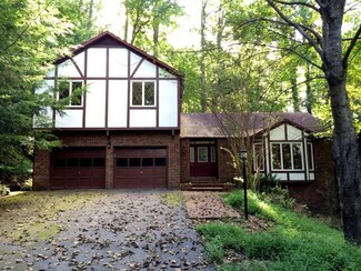 3040 Greenbriar Ct, Big Stone Gap, VA 24219
