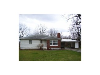 15903 E Cogan Ln, Independence, MO 64050