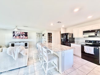 8208 W Sands Rd, Glendale, AZ 85303