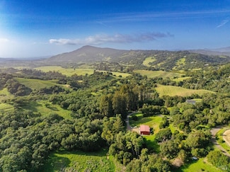 3803 Matanzas Creek Ln, Santa Rosa, CA 95404