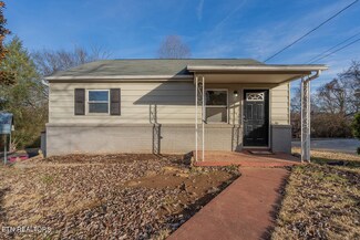 1510 Paris Rd, Knoxville, TN 37912