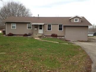 505 N Barber Ave, Polo, IL 61064