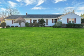 280 Clearview Ave, Southold, NY 11971