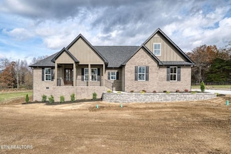 279 Catoosa Ridge Dr, Crossville, TN 38571