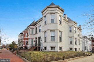 312 R St NW, Washington, DC 20001