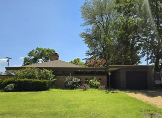 710 E Republic Ave, Salina, KS 67401