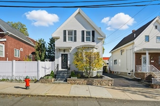 22 Spring St, Everett, MA 02149