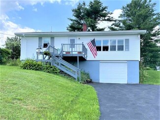 187 Ripley Rd, Dexter, ME 04930