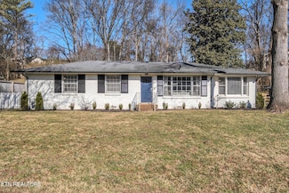 4940 Briarwood Dr, Nashville, TN 37211