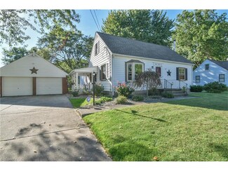 1881 Lexington Ave NW, Warren, OH 44485