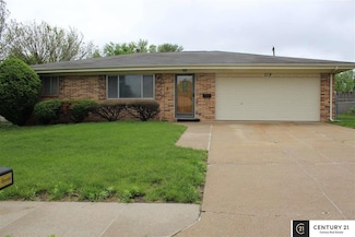 9614 Linden Ave, Bellevue, NE 68147