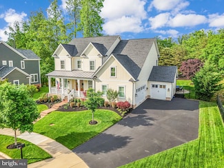 17063 Belle Isle Dr, Dumfries, VA 22026