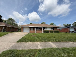 231 Stubbs Dr, Dayton, OH 45426