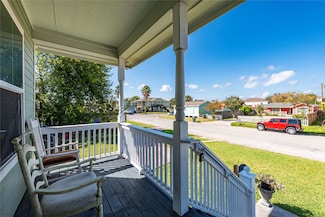 5519 1/2 Avenue O, Galveston, TX 77551