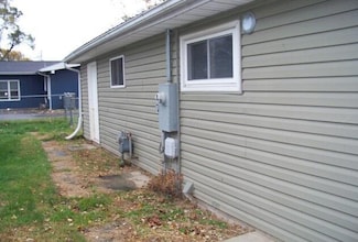 11896 Parklane Dr, Kenton, OH 43326