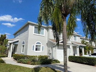 4753 SW 14th St, Deerfield Beach, FL 33442