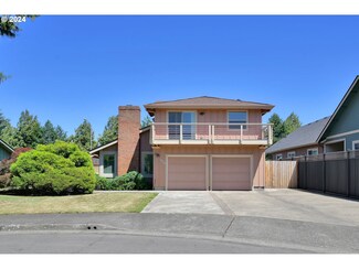 2756 Chad Dr, Eugene, OR 97408