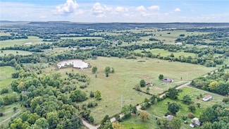 1015 E Church St, Altus, AR 72821