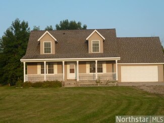 101 Lavens Lake View Dr, Osakis, MN 56360