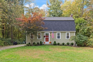 9 Shagbark Rd, South Easton, MA 02375