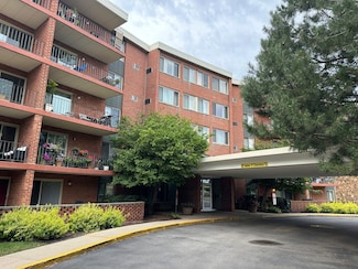 16 E Old Willow Rd Unit 414S, Prospect Heights, IL 60070