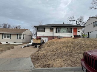 3724 Ida St, Omaha, NE 68112