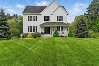 65 West St, Belchertown, MA 01007
