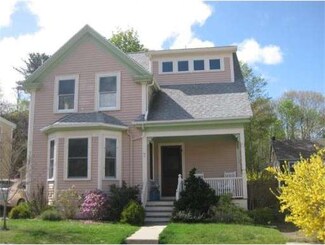 7 North St, Manchester, MA 01944