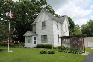 300 Madison St, Blanchardville, WI 53516