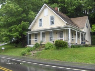 7 Park St, Randolph, VT 05060