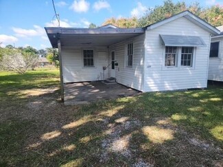 1026 Henderson St, Thibodaux, LA 70301