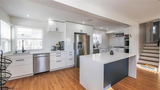 239 N Clermont Ave, Margate City, NJ 08402